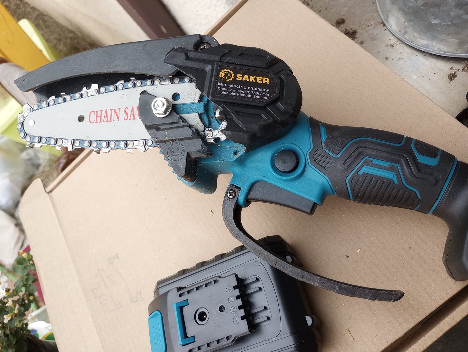 Blue Saker Mini Chainsaw 